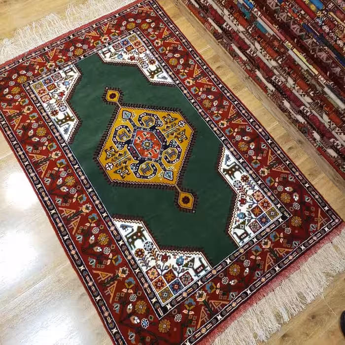 قالیچه دستبافت اعلا، چله و گل ابریشم ،ارسال رایگان