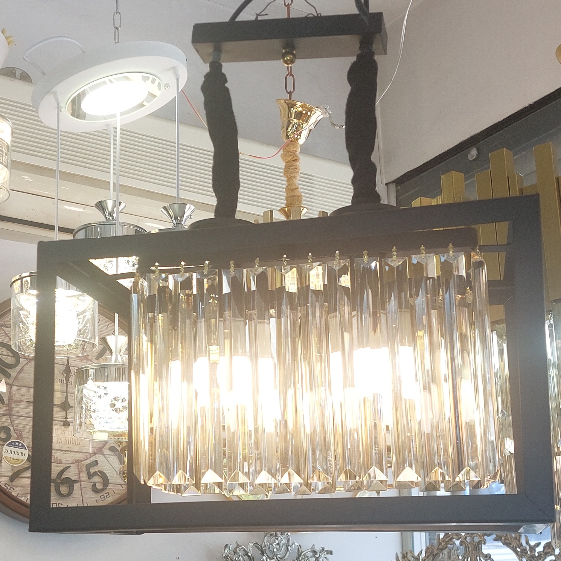 لوستر  لاینر مستطیل مشکی دو شعله سرپیچ بزرگ آویز کریستالی