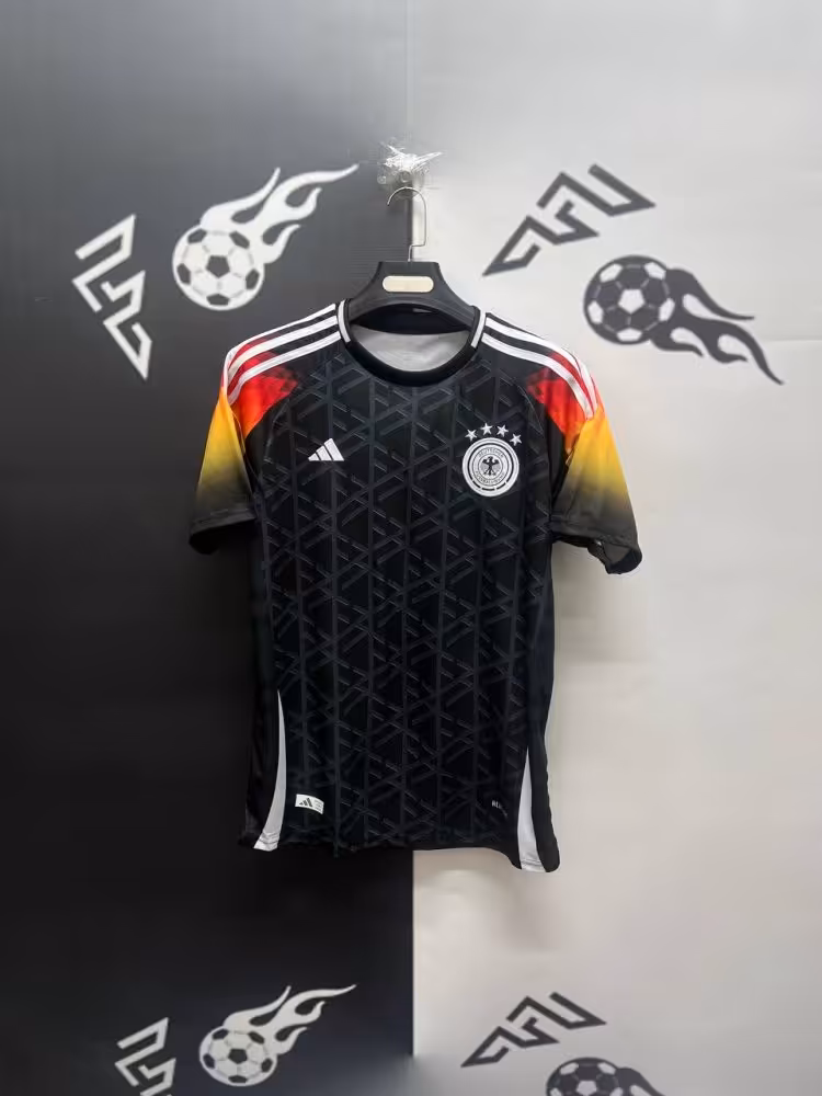 کیت کانسپت مشکی آلمان 2025 هواداری