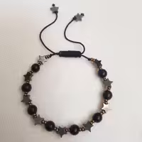 دستبند کشویی با مهره‌های اونیکس و حدید ستاره‌ای 