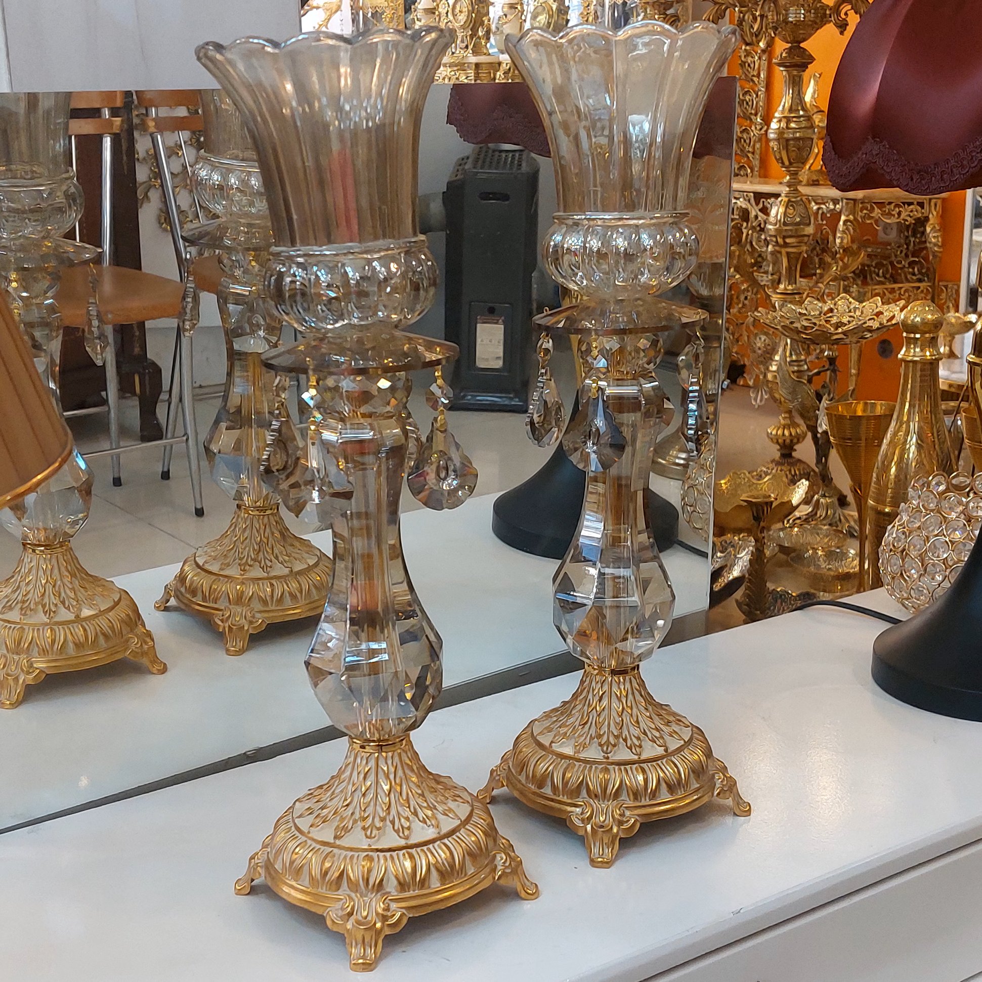 شمعدان کریستالی پایه فلزی آبکاری رنگبندی پایه طلایی سیلور و آنتیک