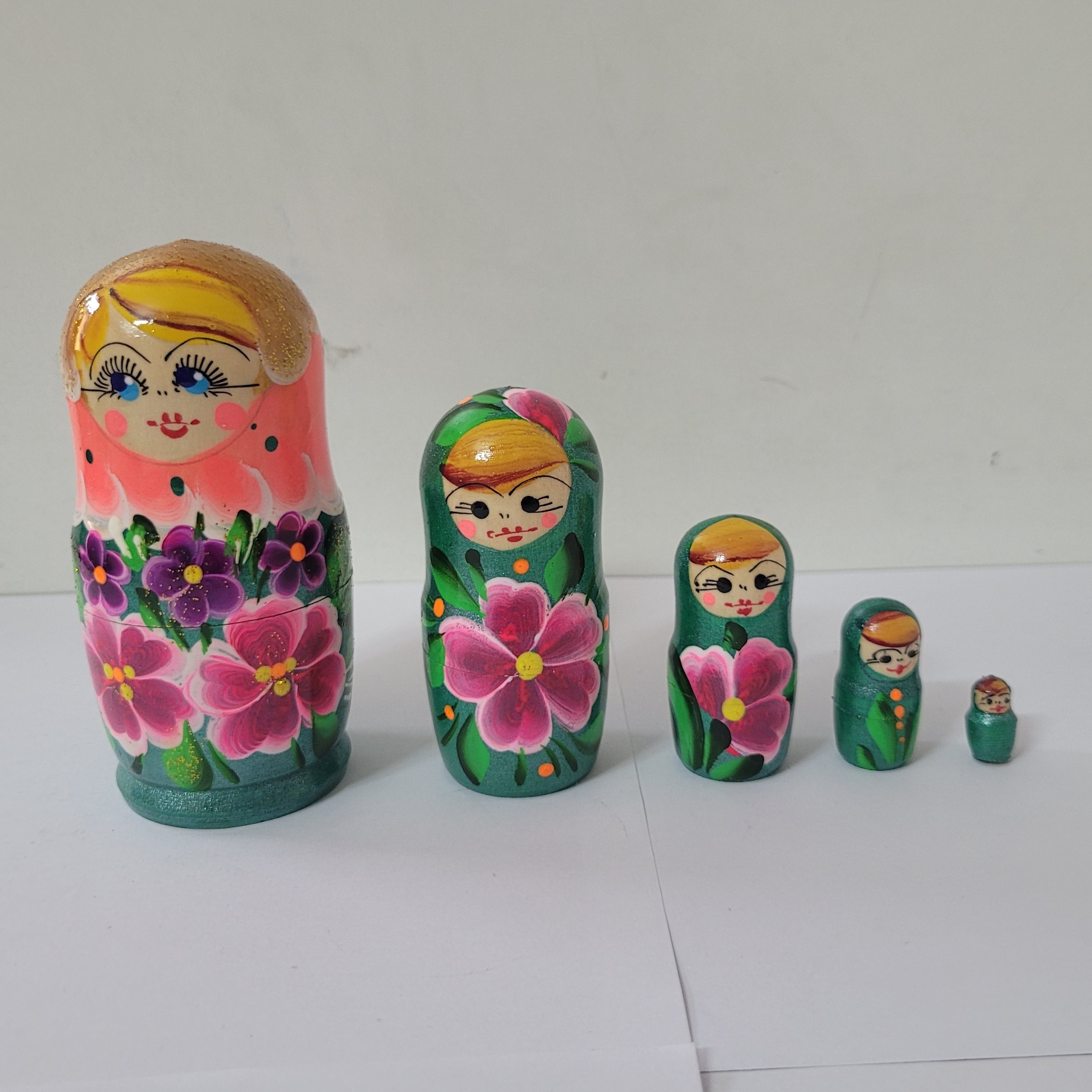 عروسک ماتروشکا روسی 5 تکه 11 سانتی ماتریوشکا ساخت روسیه