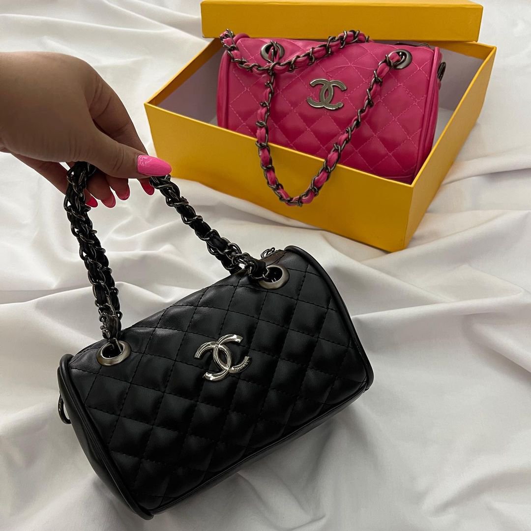 کیف زنانه و دخترانه استوانه ای بند زنجیری بسیار زیبا . کیف دستی و دوشی