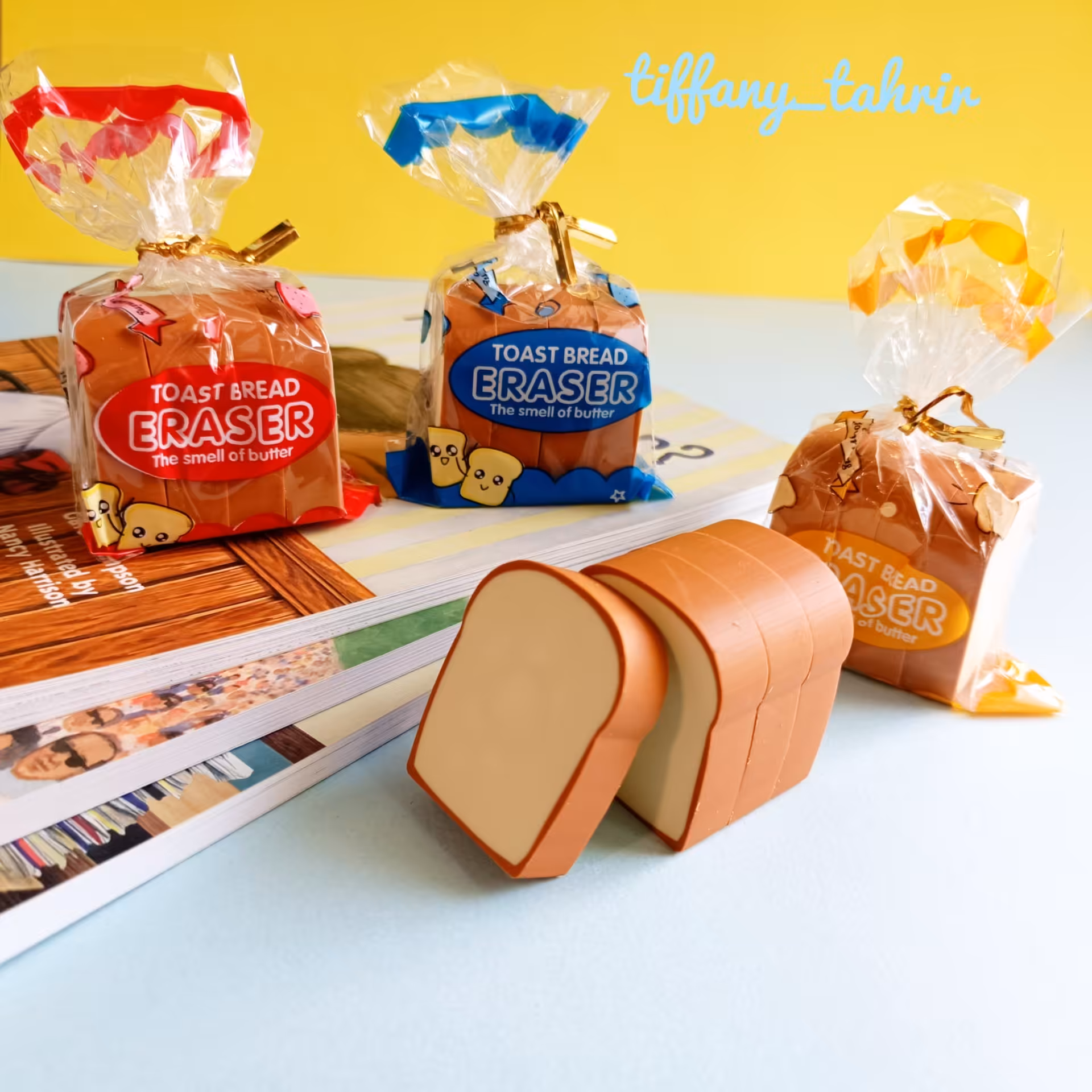 پاکن فانتزی طرح نان تست بسته 4 عددی