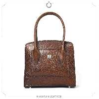 کیف زنانه چرم دست دوز لنا - خانه چرم نیاوران