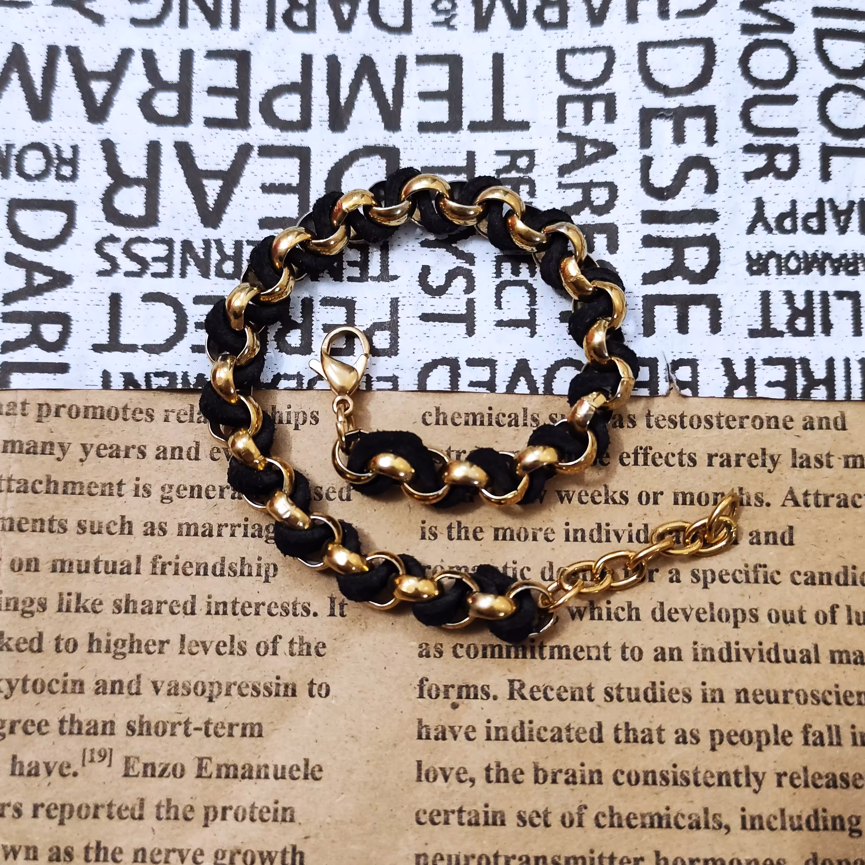 دستبند طنابی استیل ومخمل