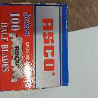 تیغ نصفه ارایشگاهی اسکو 100عددی