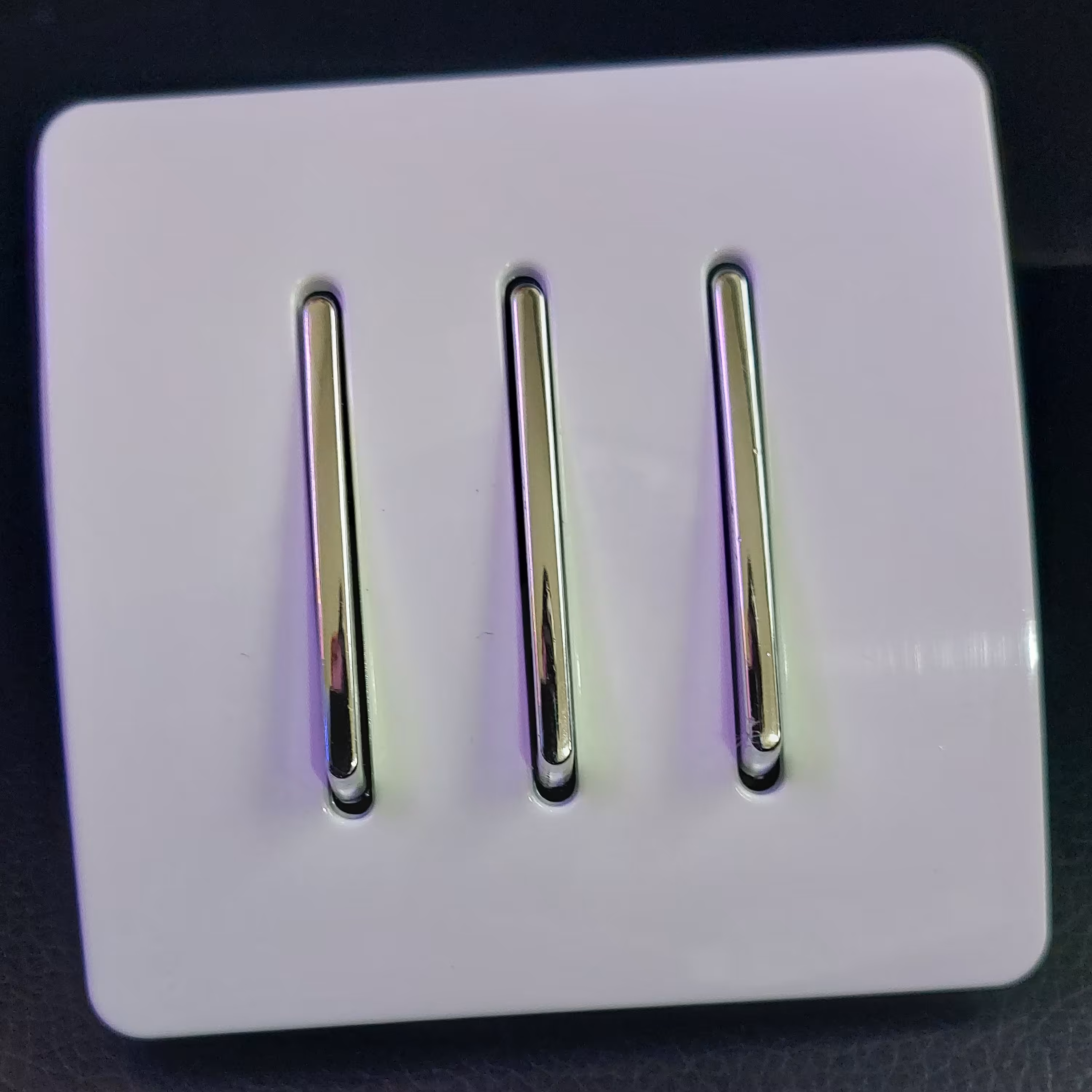 کلید سه پل کریستال سفید نقره ای آسیا الکتریک 