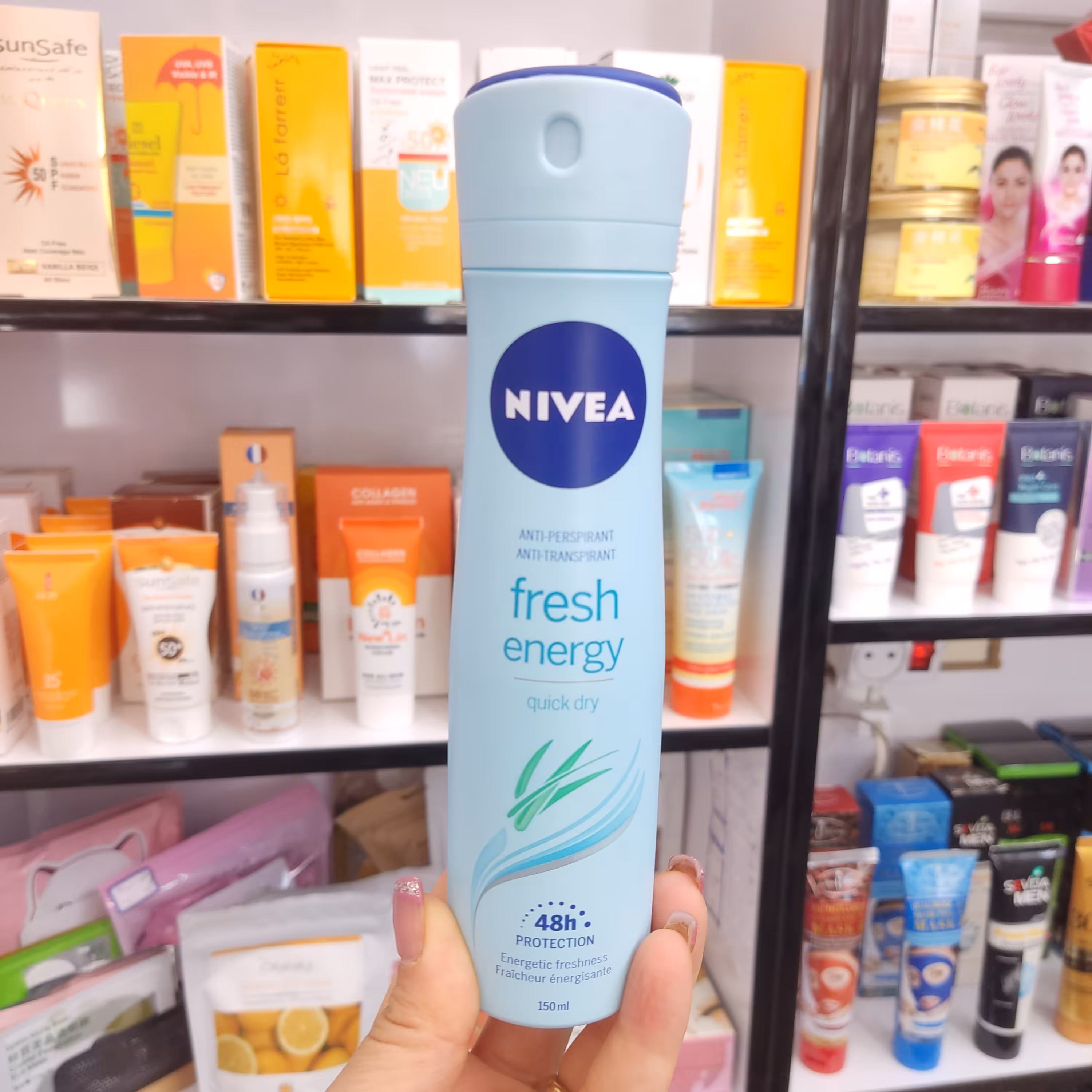 اسپری ضدتعریق پودری زنانه نیوامدلfresh energy