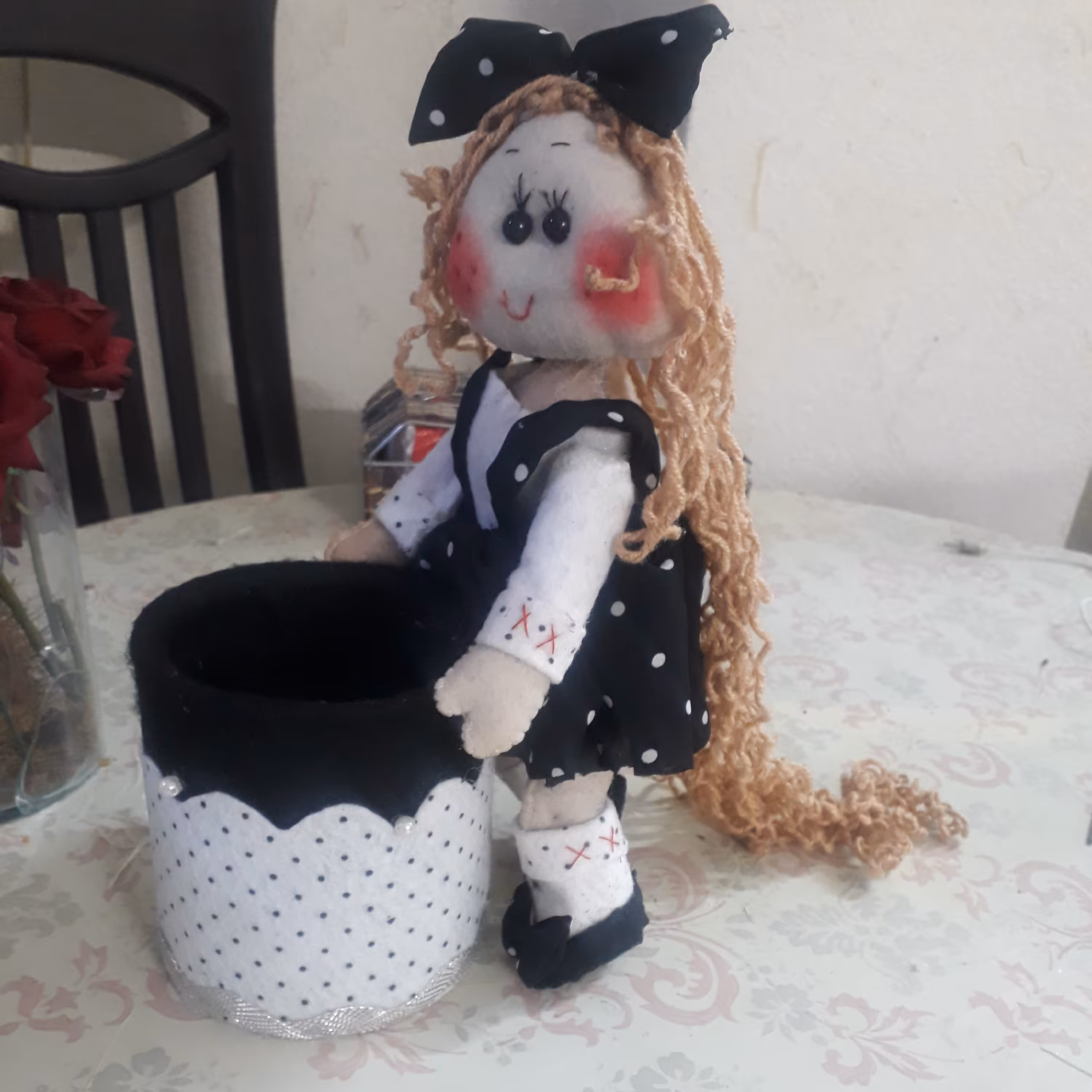 عروسک جامدادی