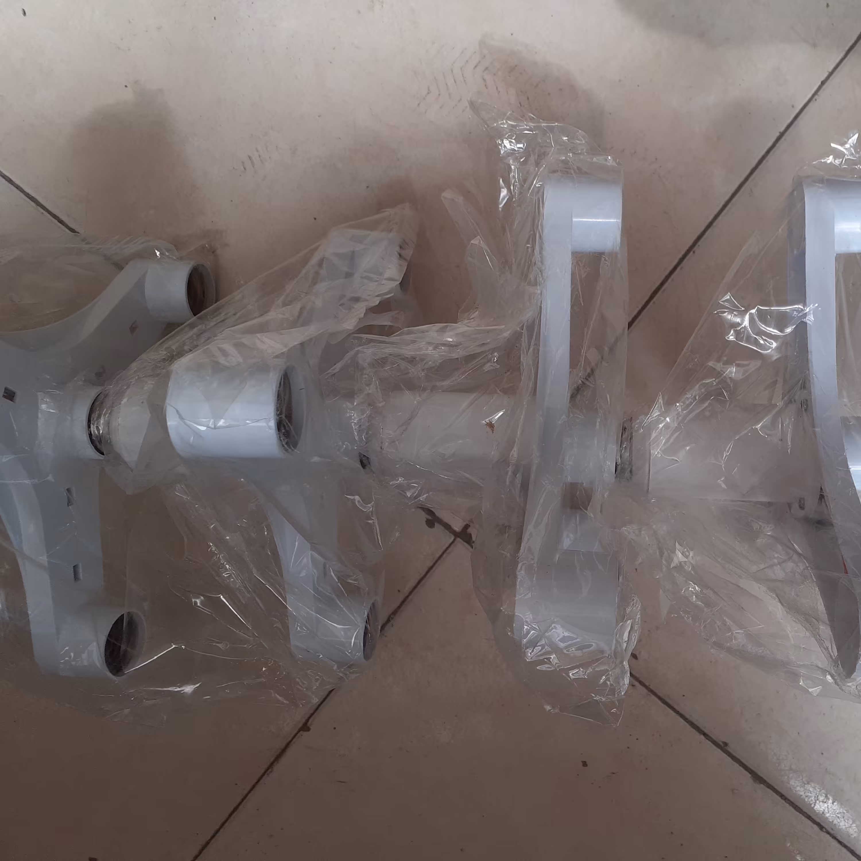 تبدیل سرپیچ 1 بہ 4 ارسال پس کرایہ با تیپاکس 