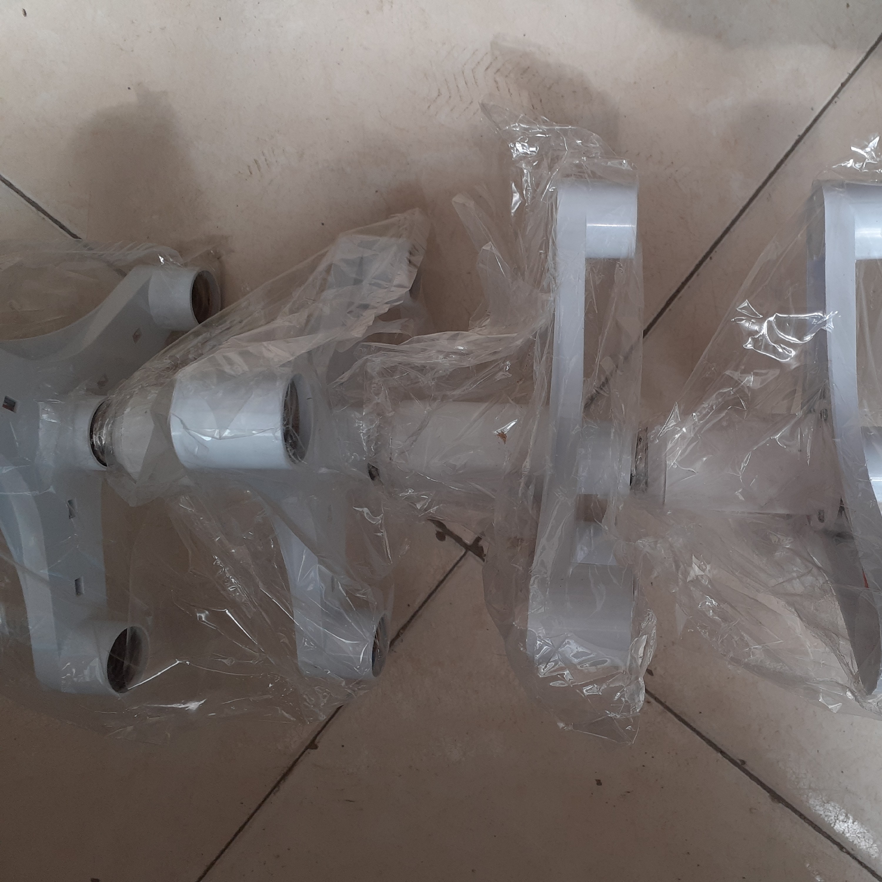 تبدیل سرپیچ 1 بہ 4 ارسال پس کرایہ با تیپاکس 