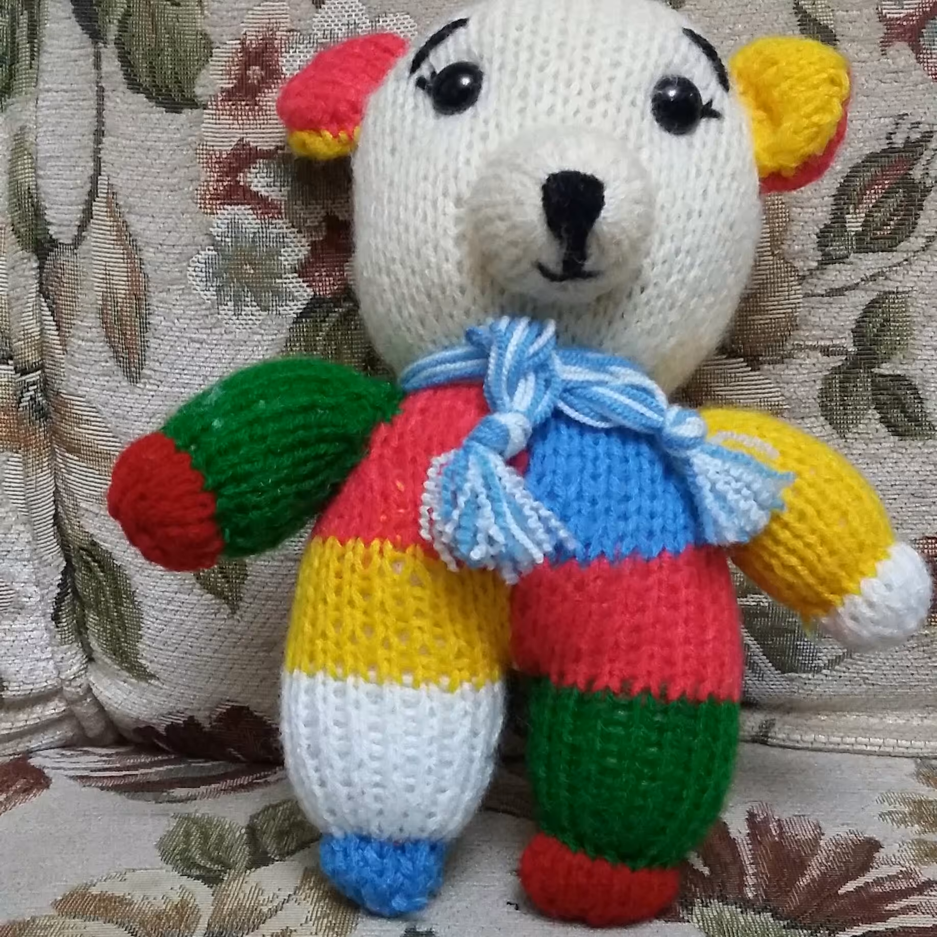 خرس رنگارنگ فربافته