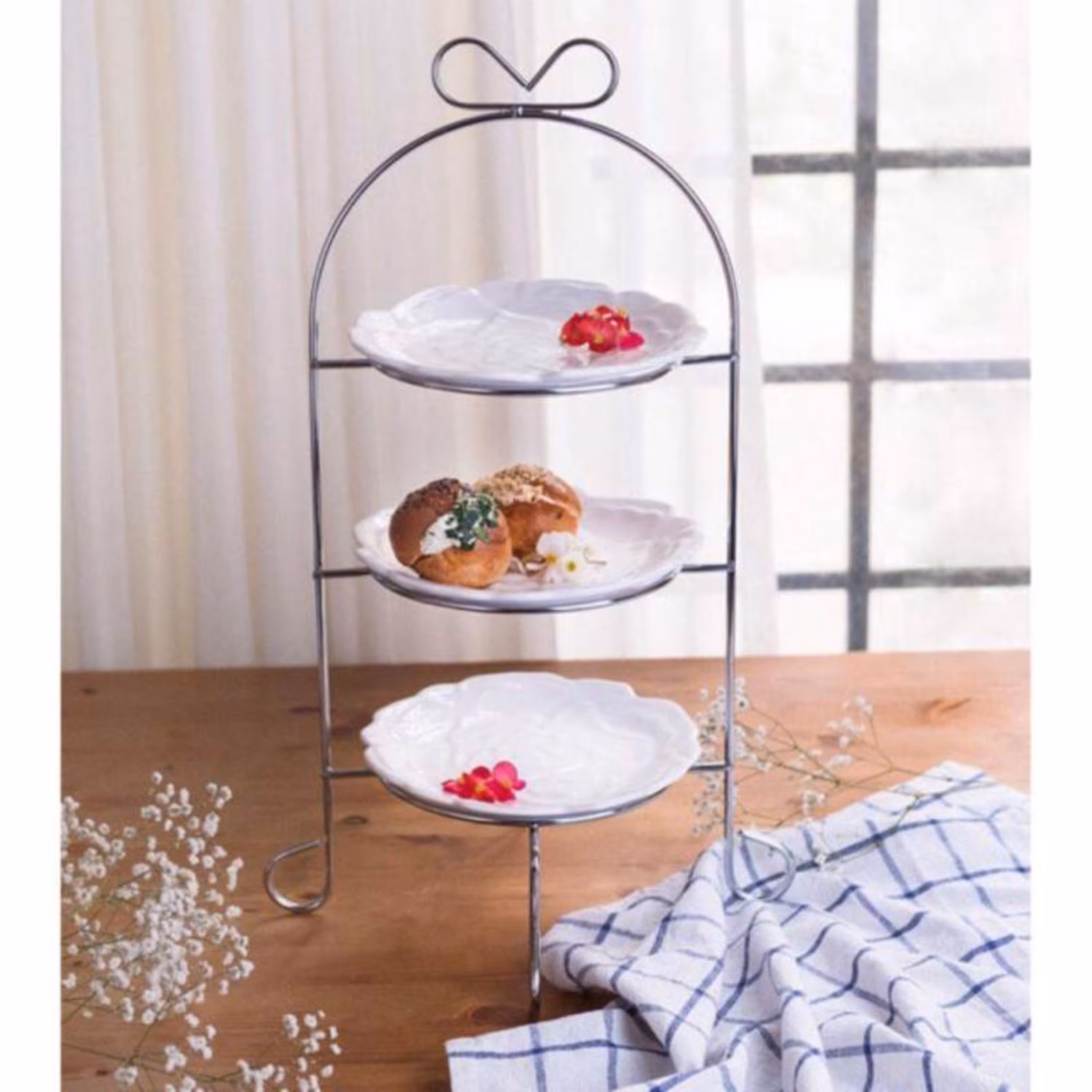 شیرینی خوری شکلات خوری میوه خوری  ظرف سرو  وپذیرایی استنددار سه طبقه