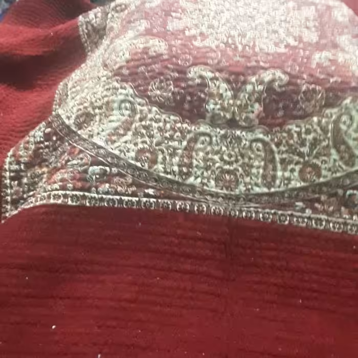 حراج لحاف کرسی  های4در4 پشم و پنبه  درجه یک در طرح ها و رنگ های مختلف پارچه هامخمل وتترون 