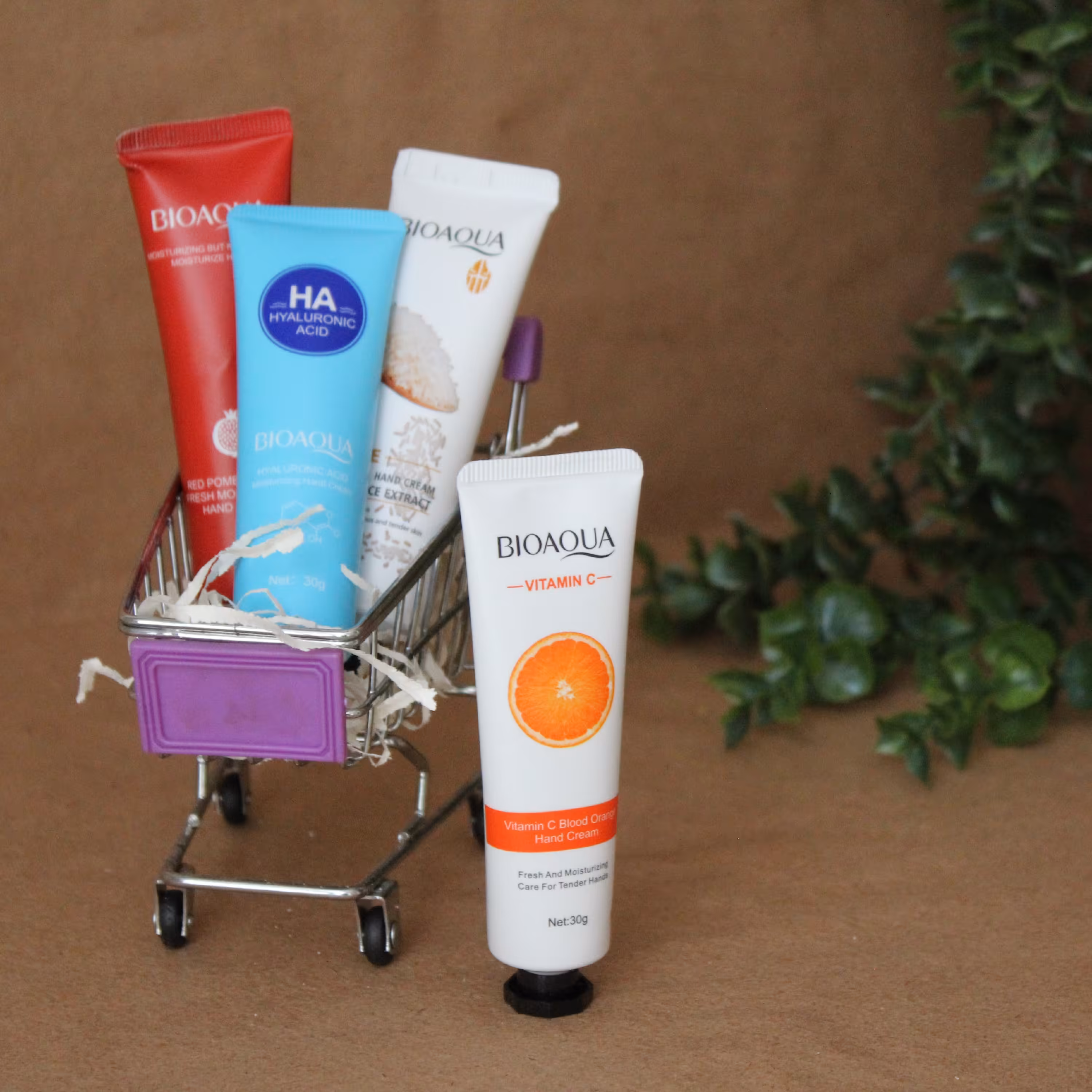 کرم دست بیوآکوا