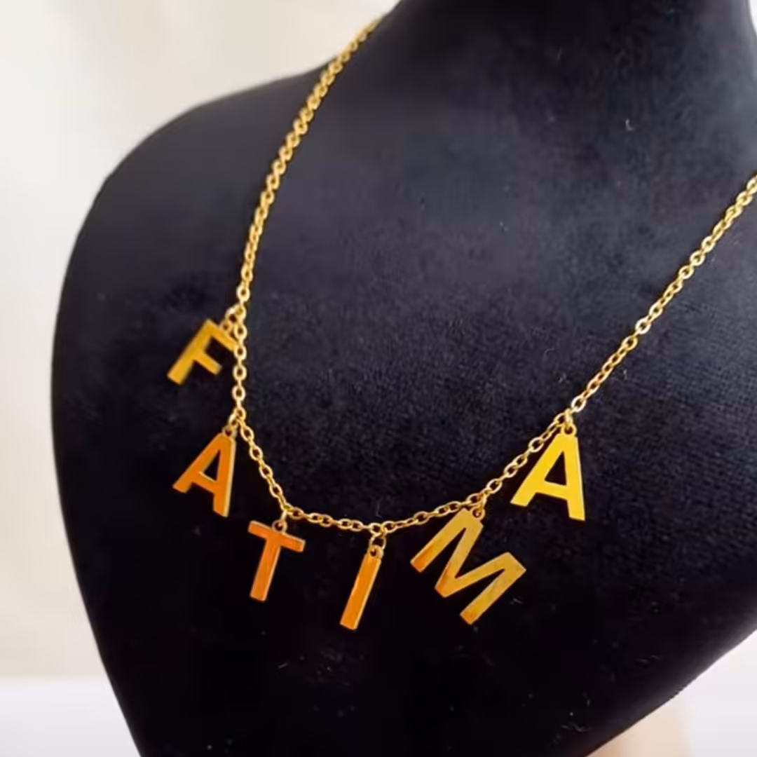 گردنبنداویزحروف لاتین استیل