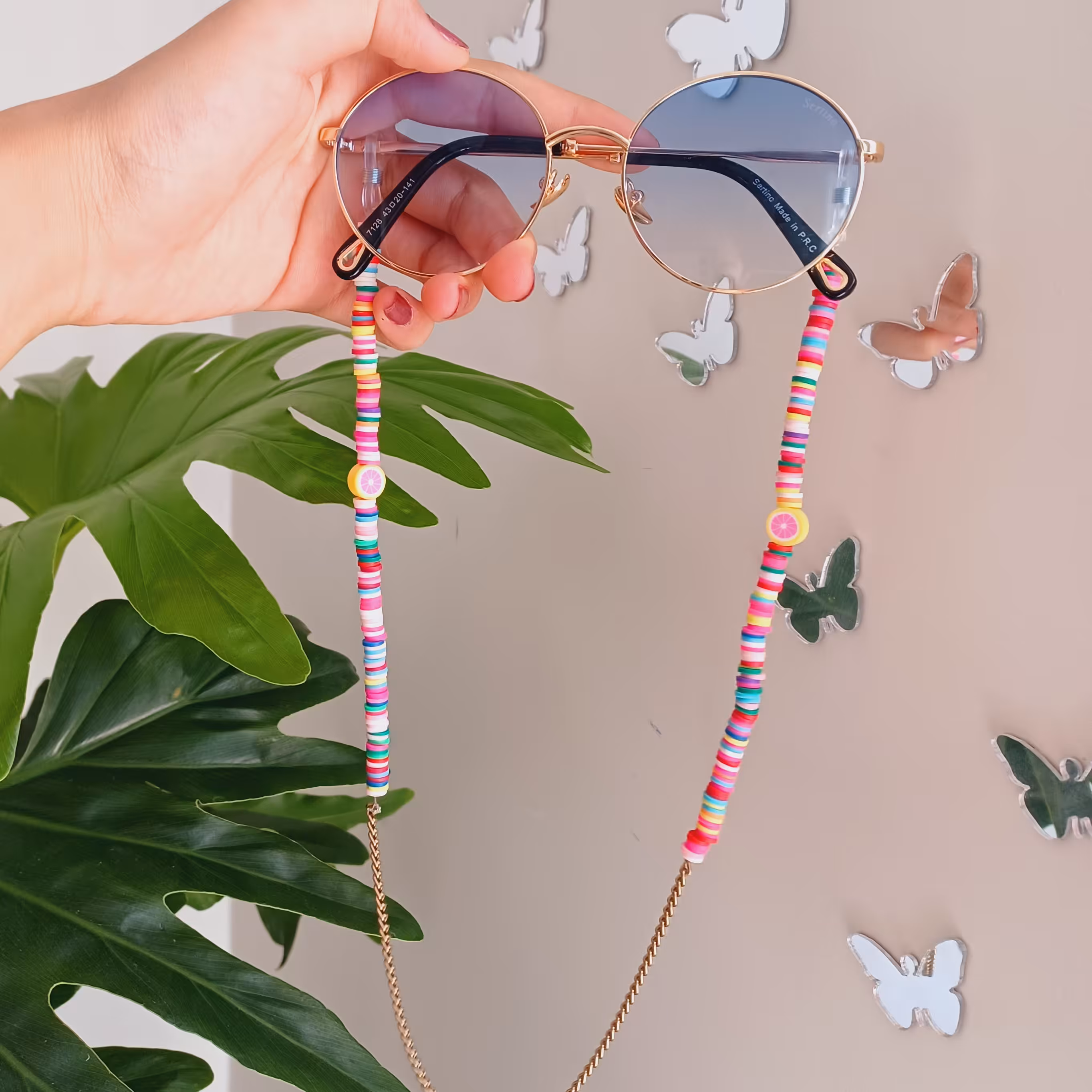 بند عینک رنگی با میوه کیوت