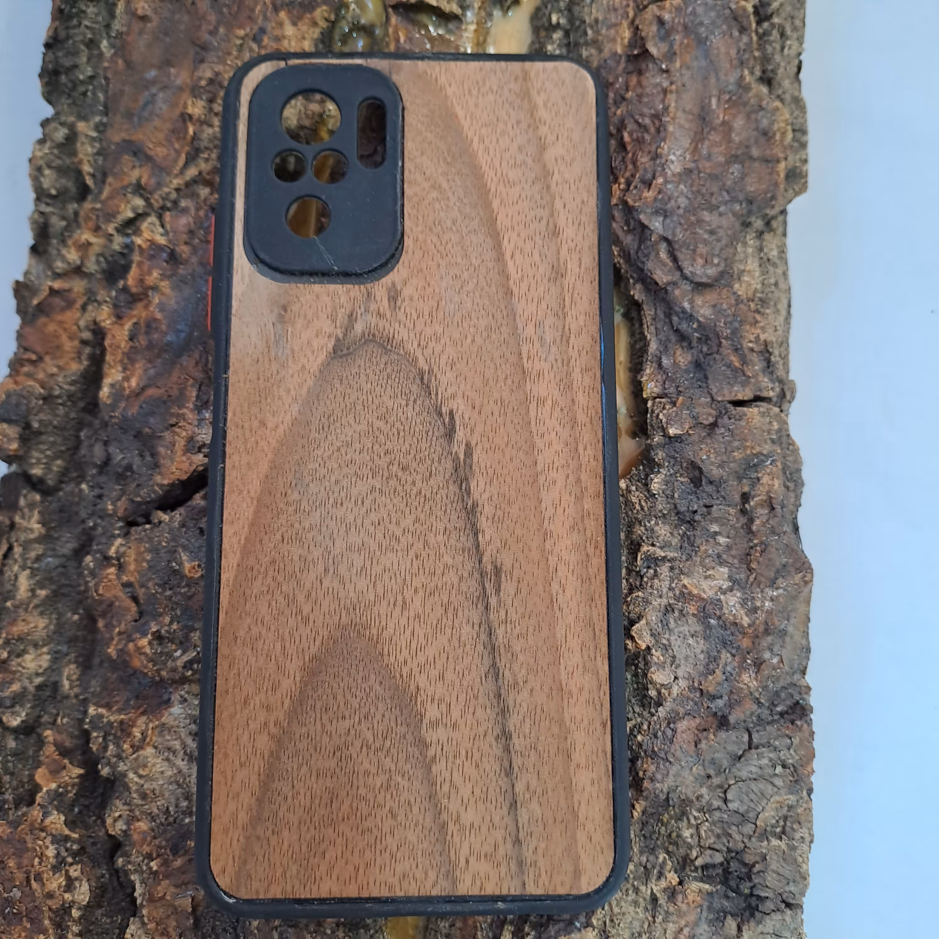 قاب-گارد-کاور  چوبی به چوب طبیعی گردو مناسب موبایل شیائومی note10