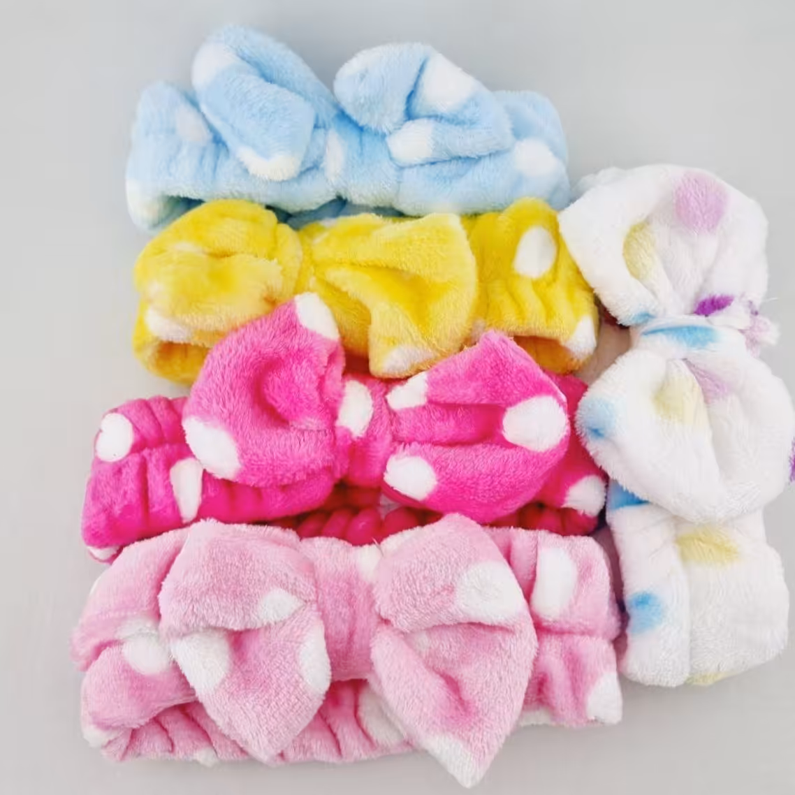 هدبند مدل پاپیون خال دار