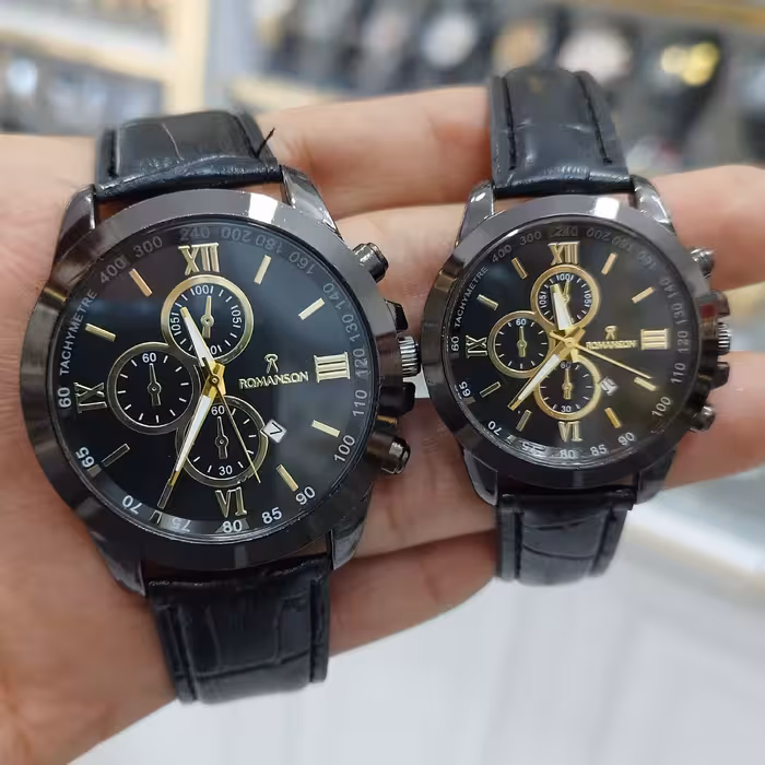 ساعت رومانسون ست زنانه و مردانه تقویم دار رنگ ثابت بندچرم سگکی ضدآب درحددست شستن طرح 3موتور ارسال رایگان با جعبه رایگان 