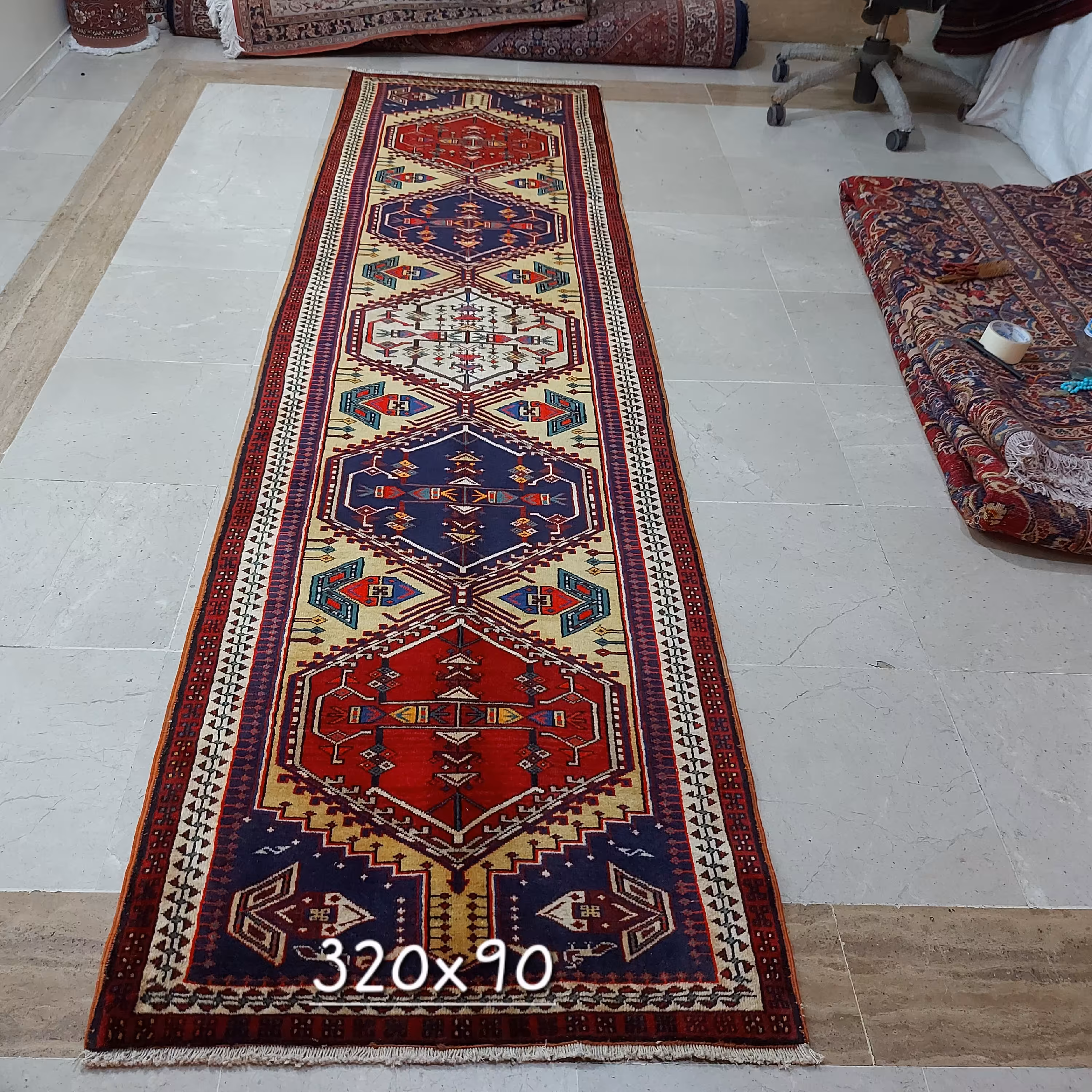 فرش دستبافت کناره یا راهرویی  