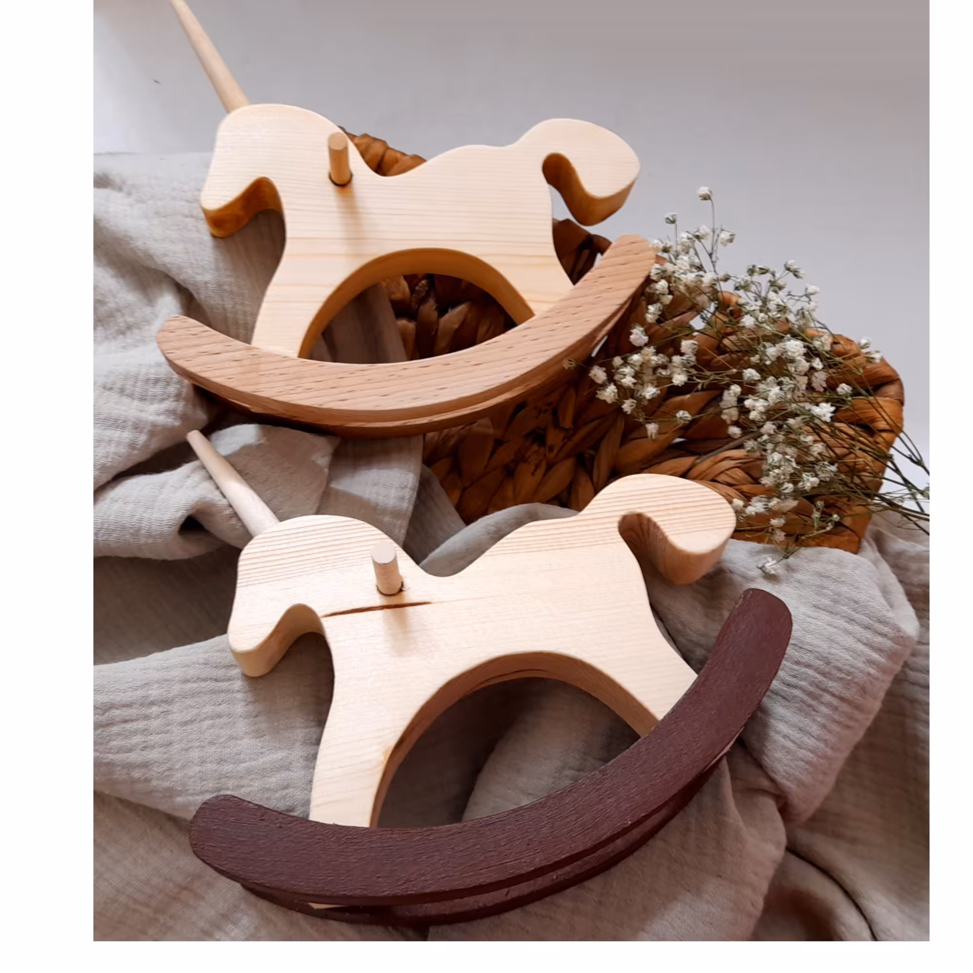 راکر چوبی زیبای اسب تکشاخ تهیه شده از چوب باکیفیت راش وروس