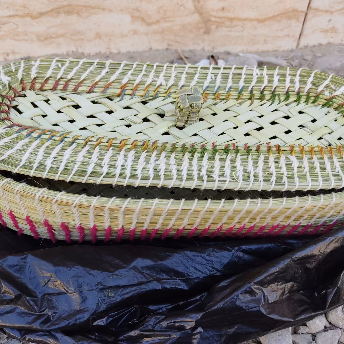 سینی در دار  1