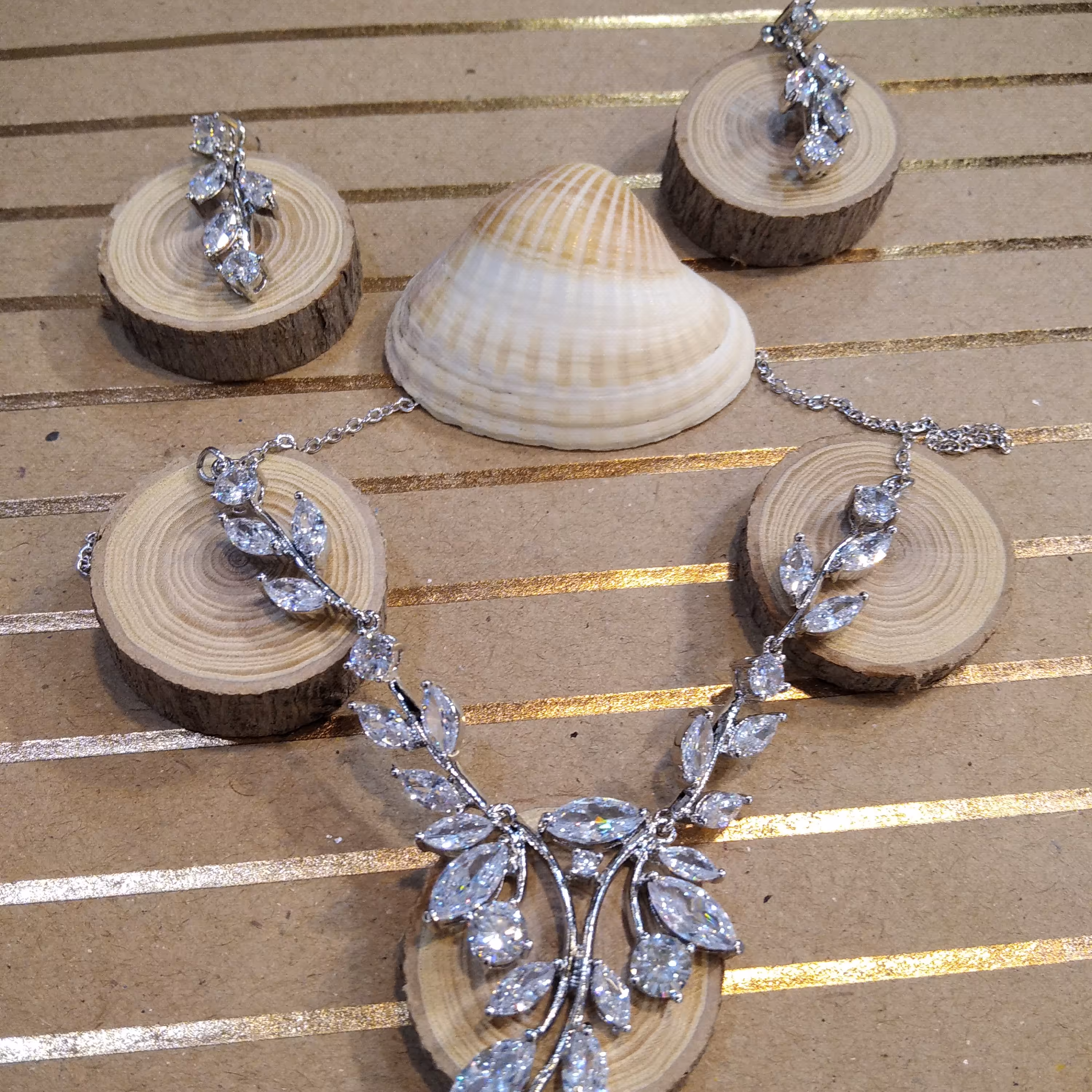 نیم ست استیل ابکاری رادیوم شده طرح جواهر