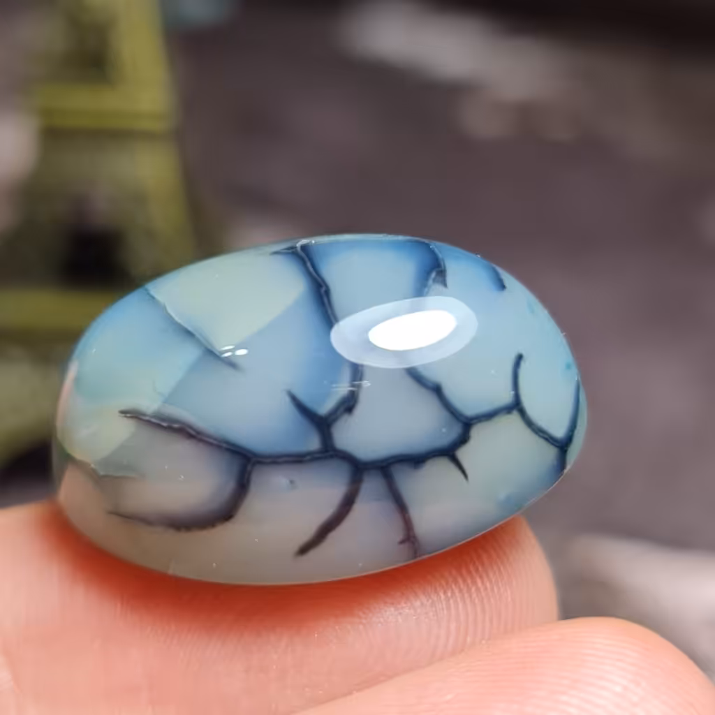  نگین درشت فوق العاده زیبای سنگ عقیق دراگون اصل معدنی
کد 26258