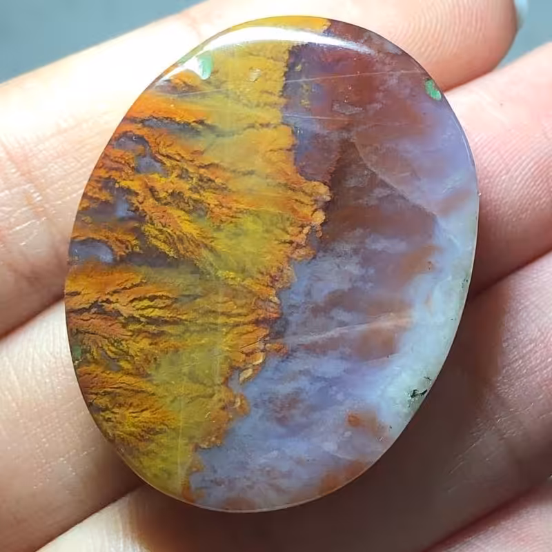 نگین شجر منظره پاییزه با شجر های واضح بسیار خوش طرح و رنگ تراش بیضی سایز درشت کد 02