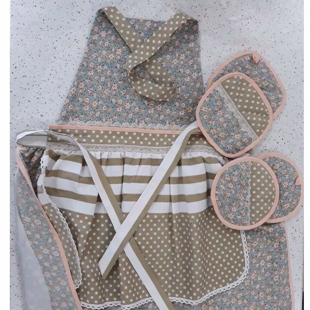 ست پیشبند ودستگیره طرح سارینا