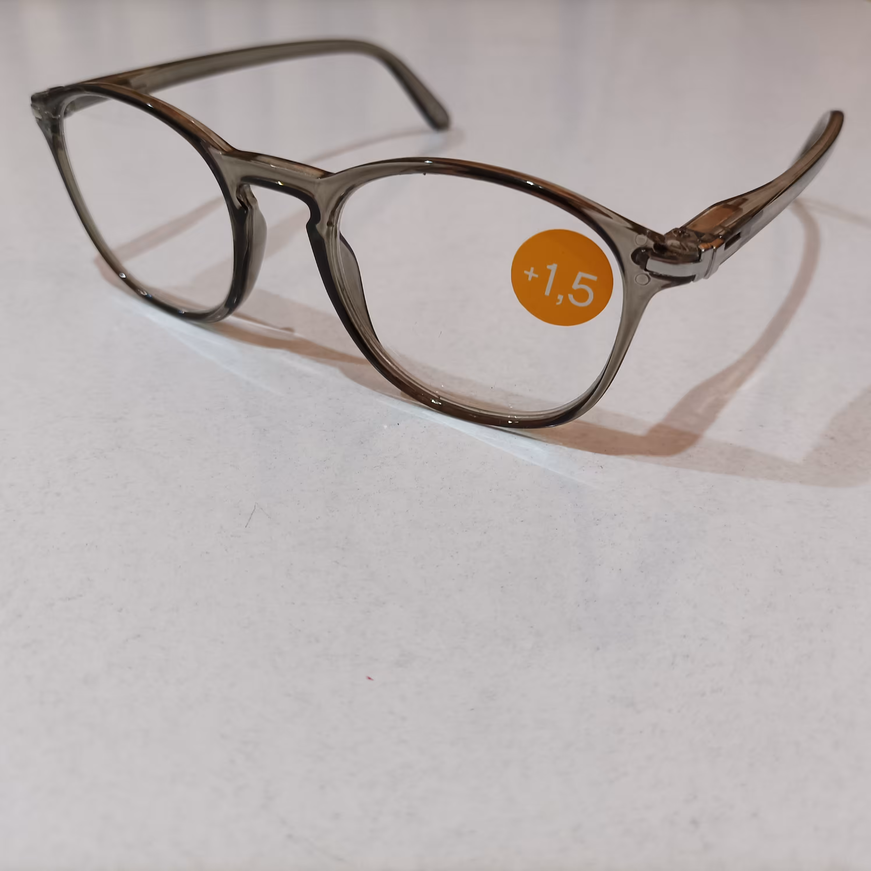 عینک طبی  کد 394 عینک  کائوچویی  فریم عینک  بسیار زیبا