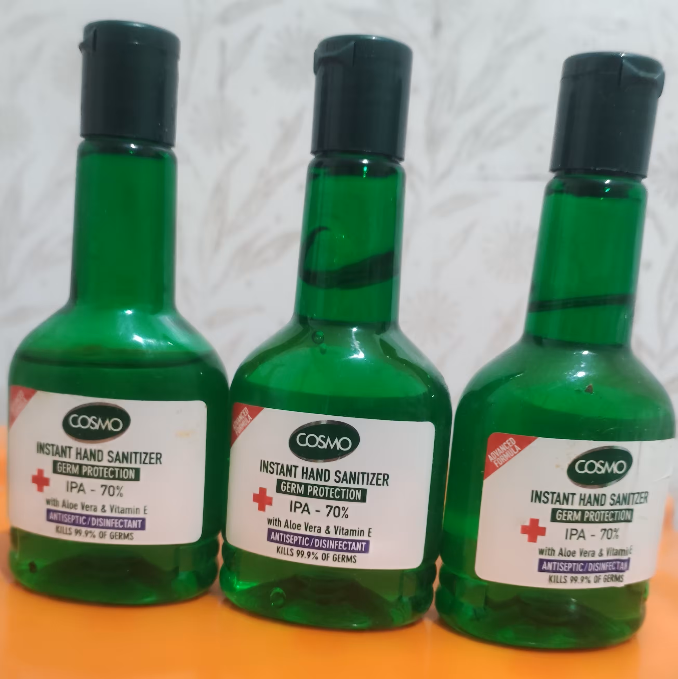 ضد عفونی دست ساخت امارات بدون خشکی دست