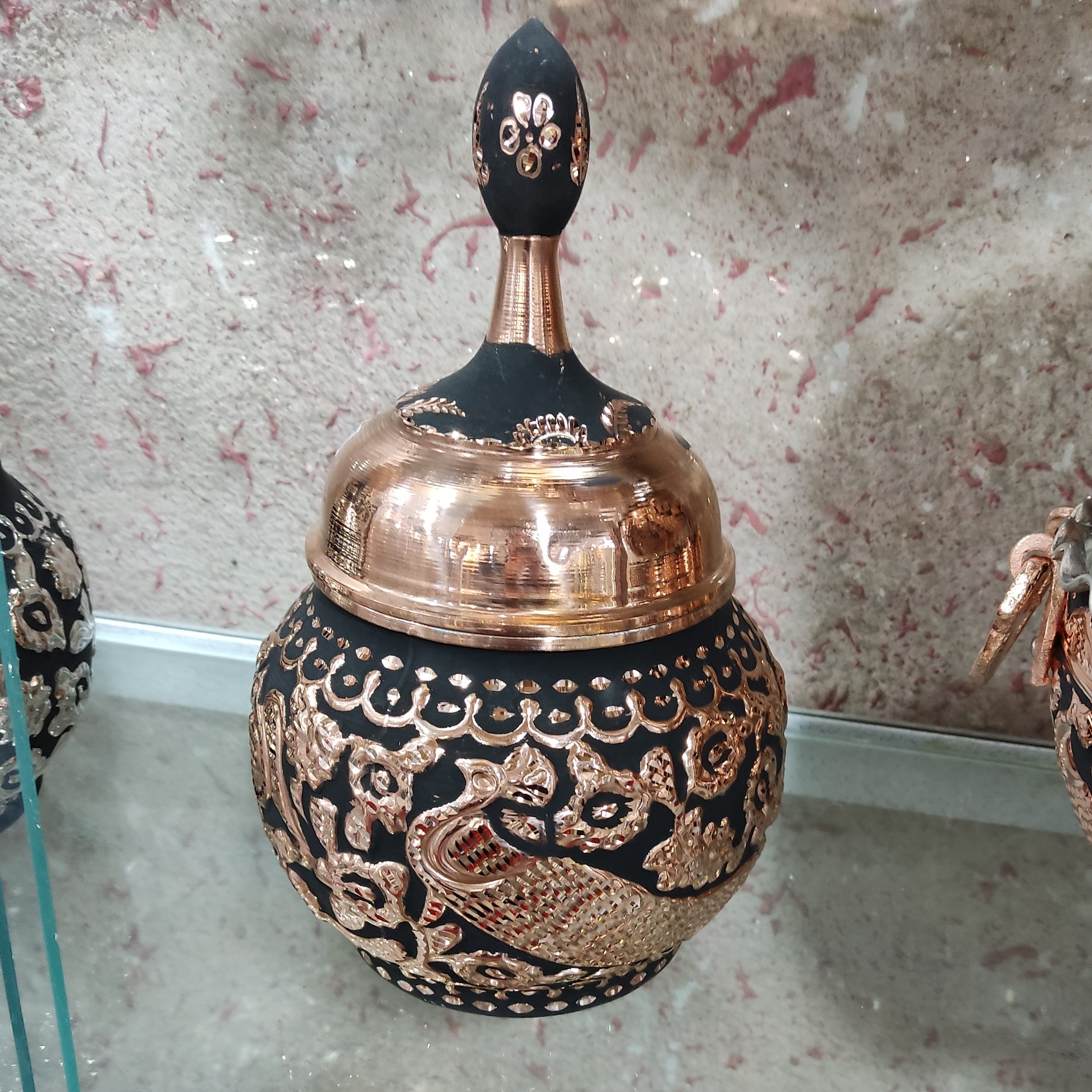 شکلات خوری سیاه قلم تراش بزرگ دربدار کار اصفهان