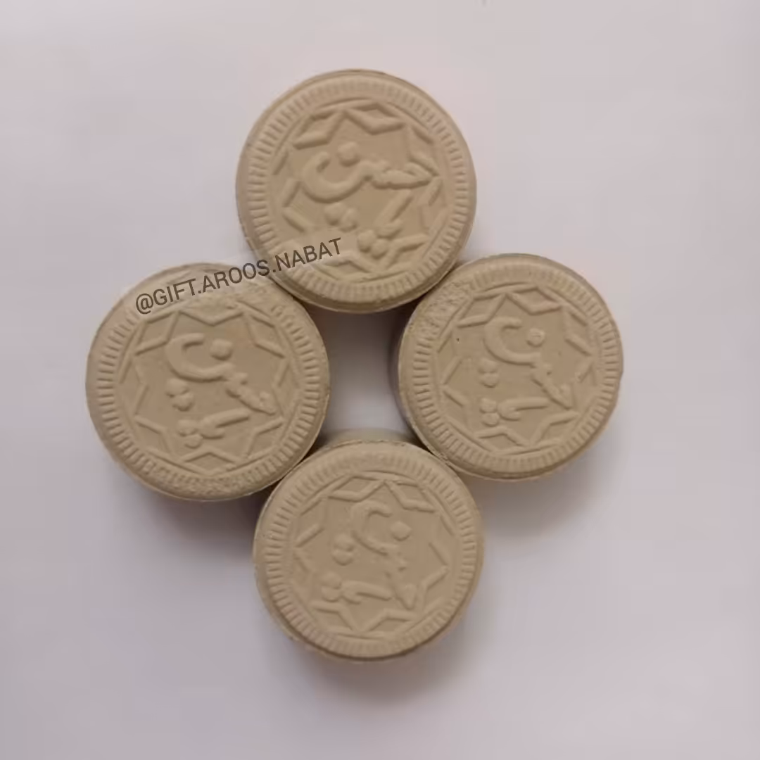 مهرنمازی  کوچک همراه با حک اسم یاحسین