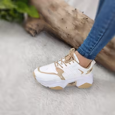 کفش ورزشی زنانه کتانی لژدار