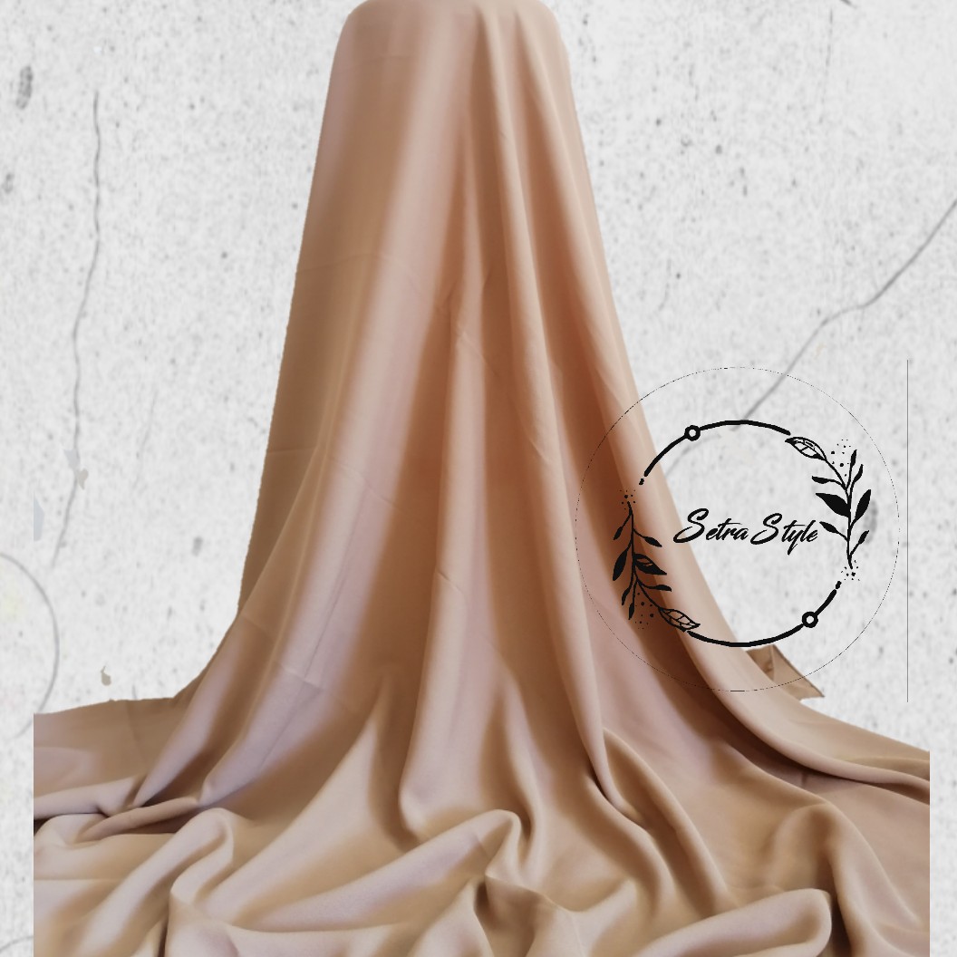 روسری نسکافه ای کرپ حریر درجه یک قواره 120 سانت رنگ نسکافه ای