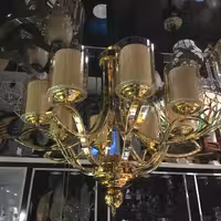 لوستر مدل چشم ملکه کد محصول لوستر کلاسیک آیلین ((پس کرایه))