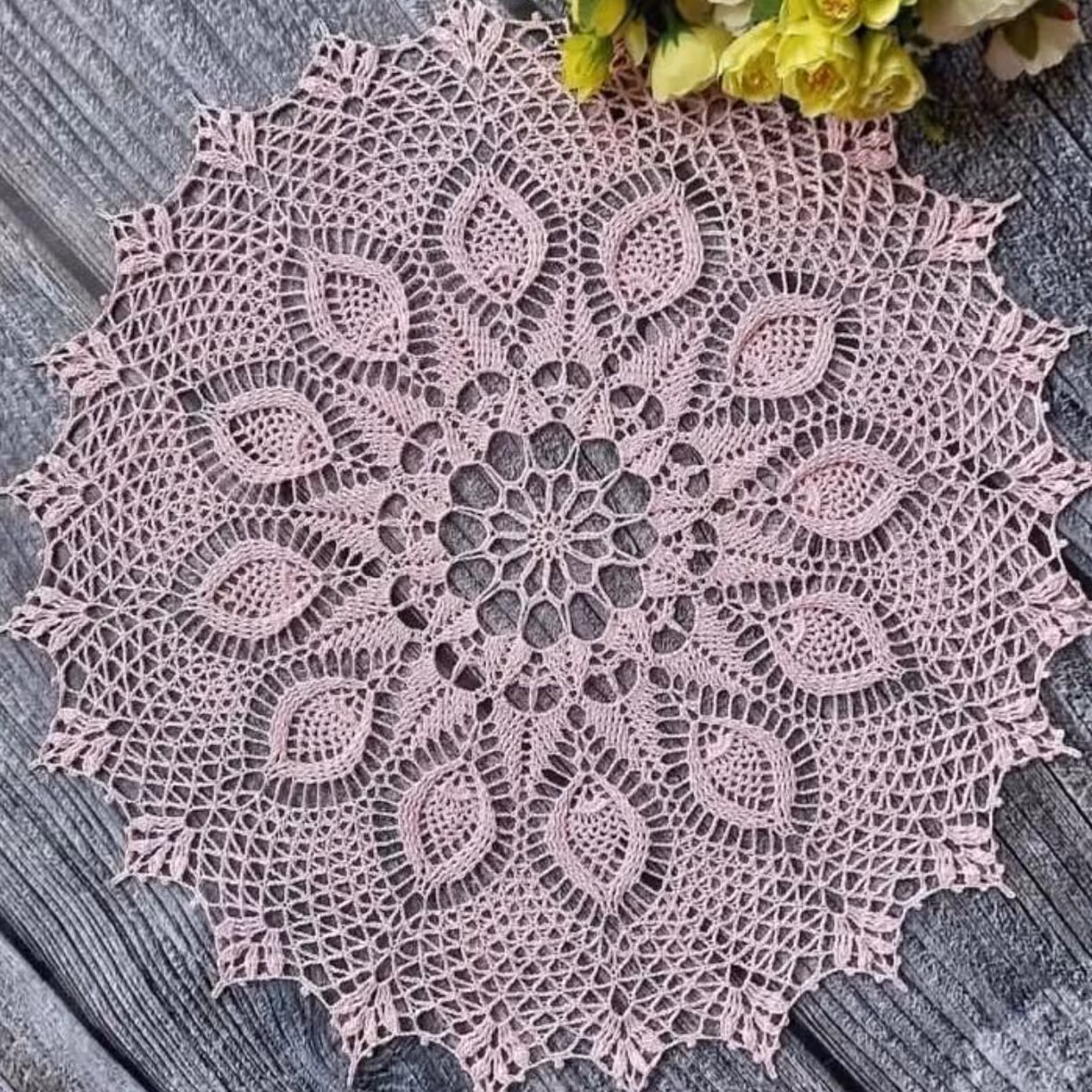 رومیزی قلاب بافی  34