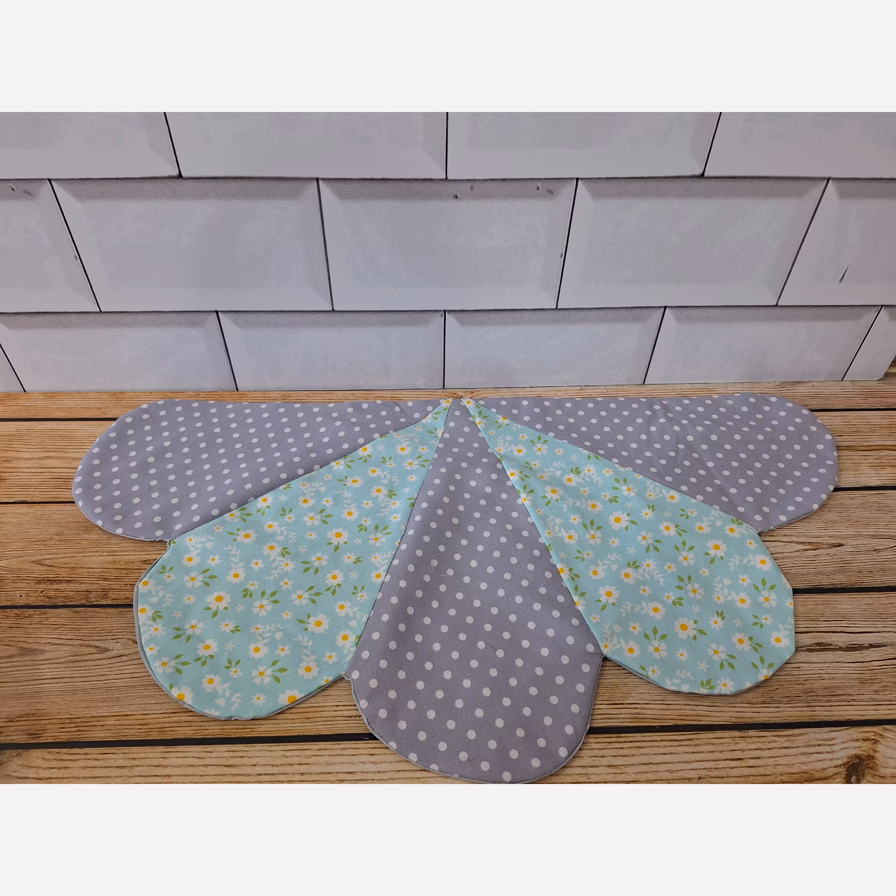 نمگیر ظروف طرح گل 
4 لایه 
