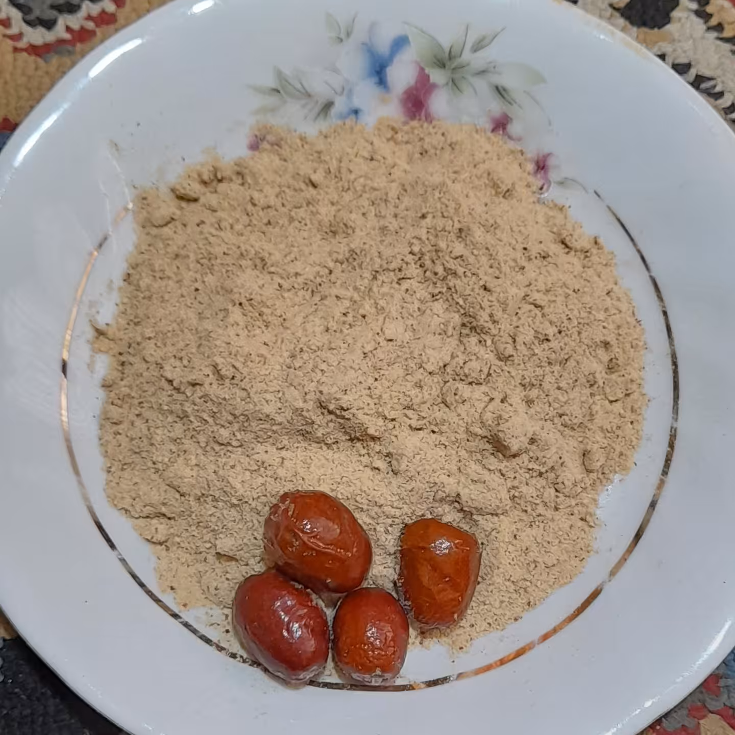 پودر سنجد آسیاب شده با هسته امسالی کاملا طبیعی