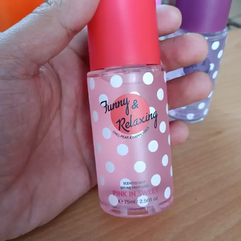 بادی اسپلش پینک سوییت (pink in sweet) با 6 رایحه جذاب و حجم 75میل پس کرایه