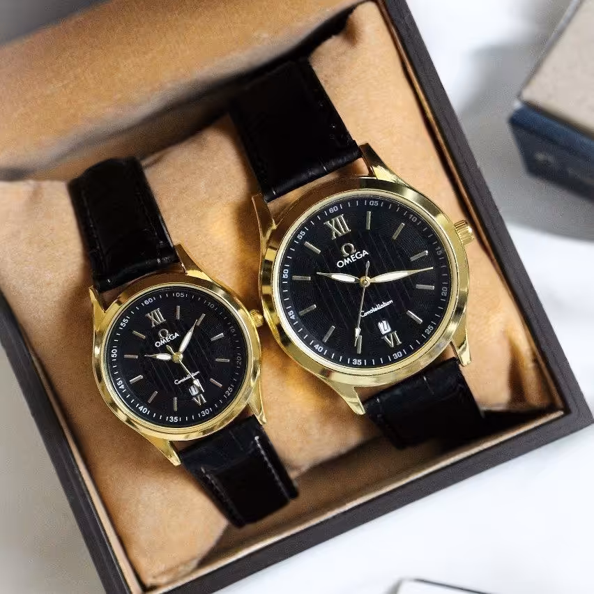 ست ساعت زنانه و مردانه امگا کیفیت قوی بدنه چرمی  جفت با جعبه و ارسال 