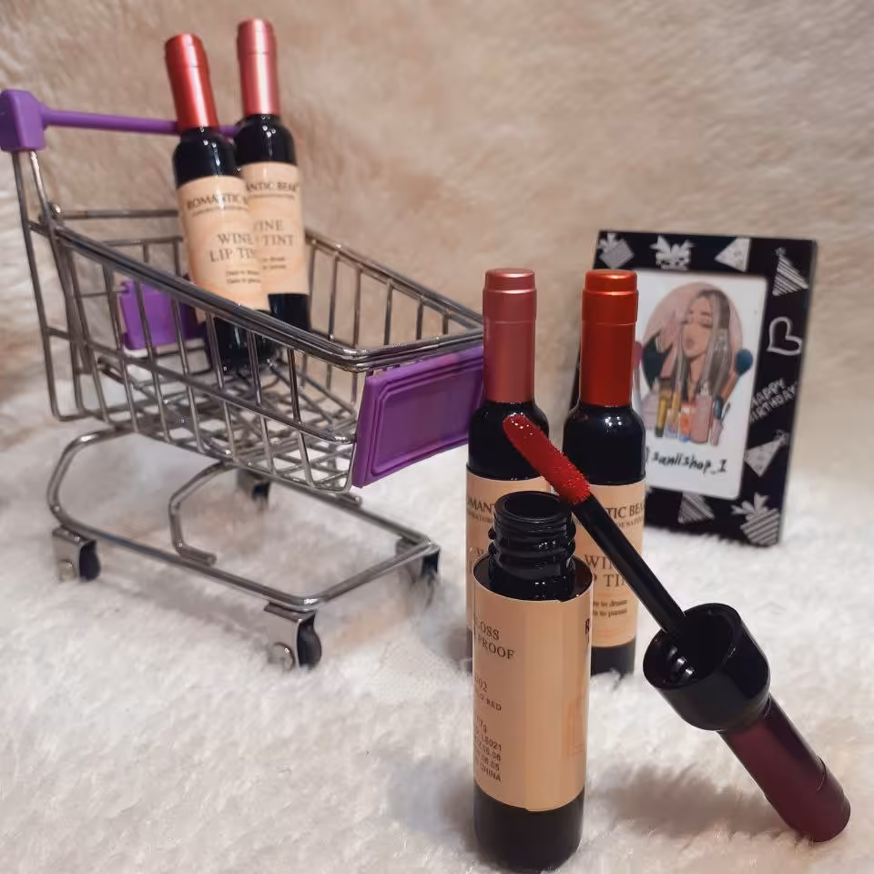 تینت لب شامپاین