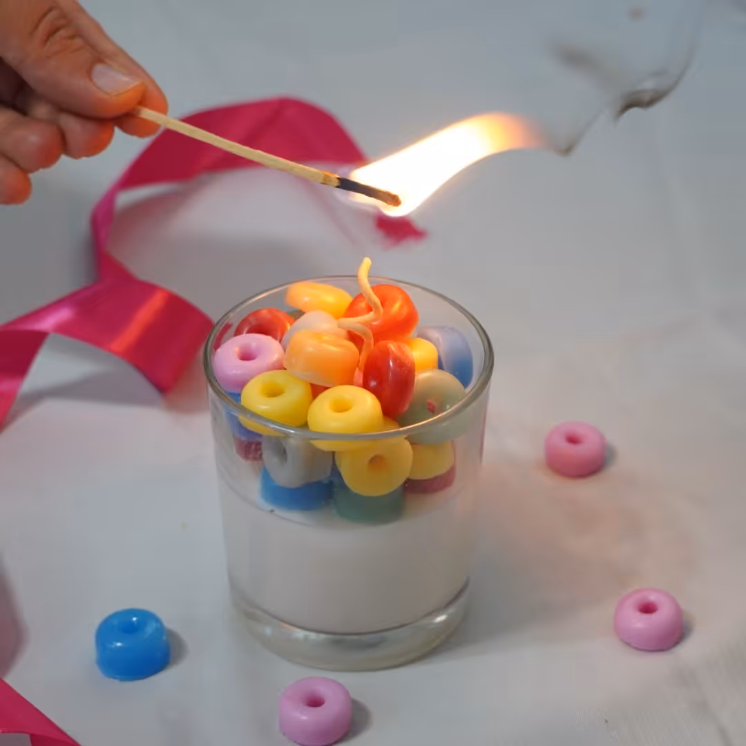 شمع دونات رنگی رنگی