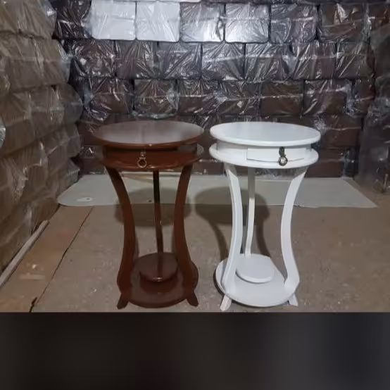 میز تلفن فانوسی گرد ام دی اف رنگ بندی دارد(ارسال باباربری و پس کرایه میباشد )