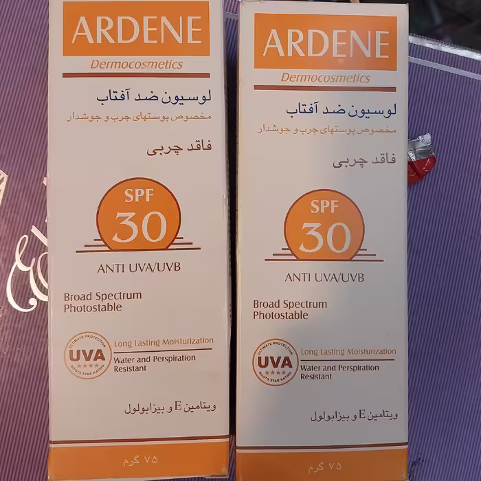 لوسیون ضد آفتاب آردن 30 فاقد چربی