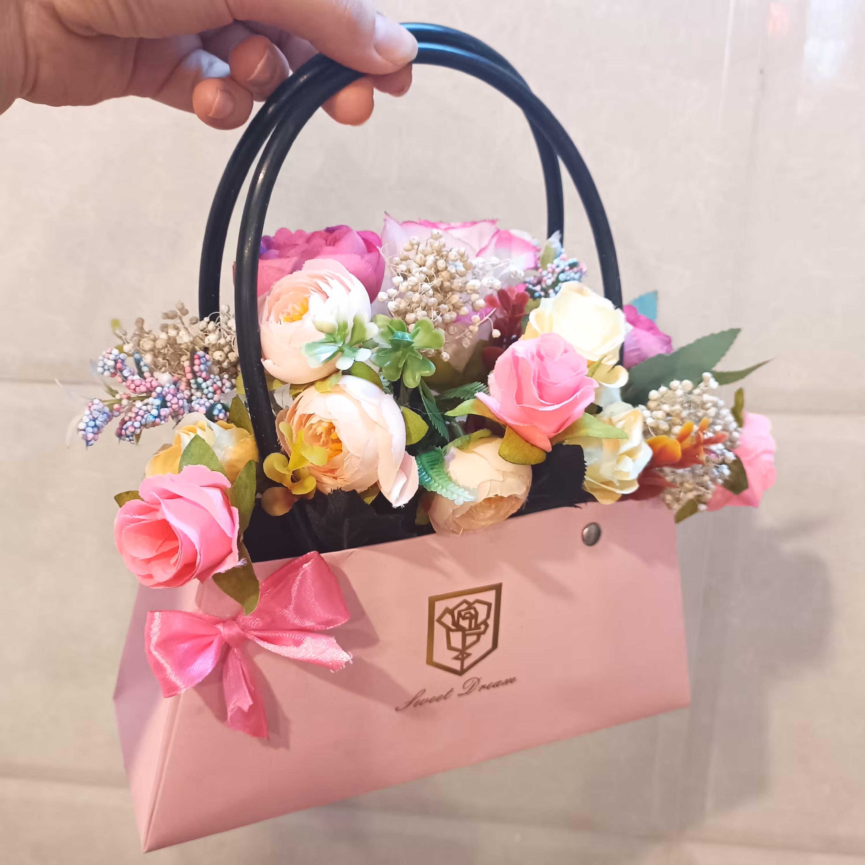 کیف گل مصنوعی زیبا 