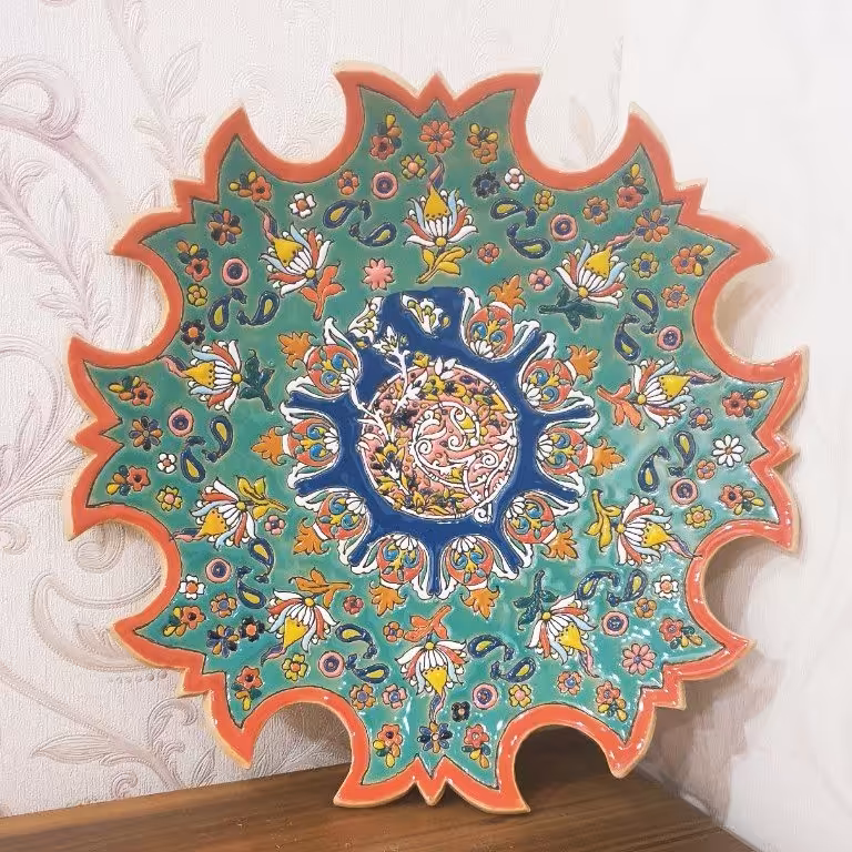 ظرف میوه و دیوارکوب سفالی میناکاری